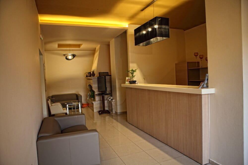 Niriides Beach Hotel Rethymno  Interior photo